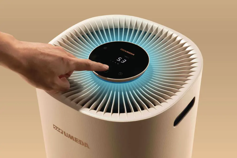 OLED screen displays the real-time PM2.5 index, Wi-Fi link and working mode.
Enables you to monitor the air quality of your home easily.