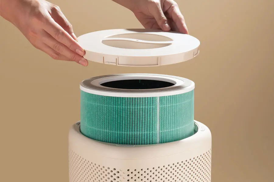 Menangkap 99,97% partikel di udara sekecil 0,1 mikron seperti
bulu hewan peliharaan, spora jamur, debu, dan kuman. 